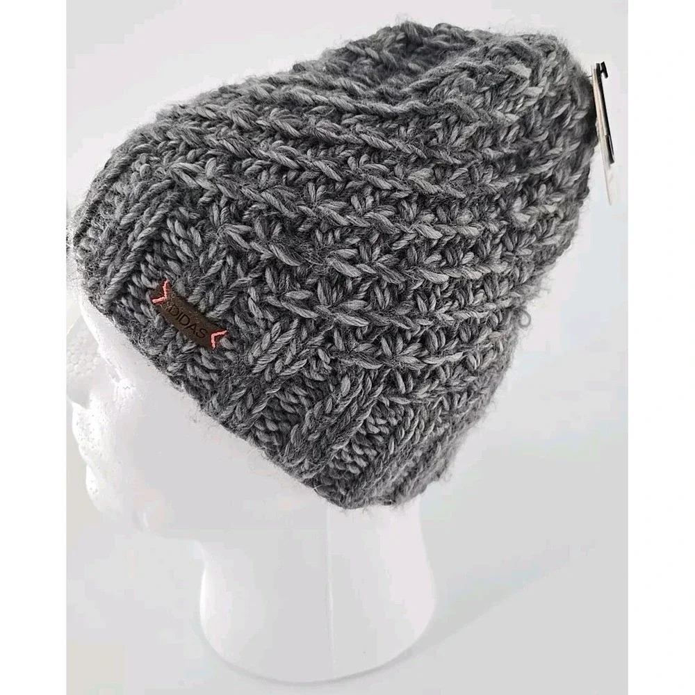 HANDKNIT‎ Adidas Women's Grey Whittier Beanie #5146589 New With Tags!